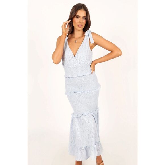 Just Me Dresses & Skirts - Summer Dress Light Blue Midi Smocked Ruffled Embrodiered Easter Size Medium